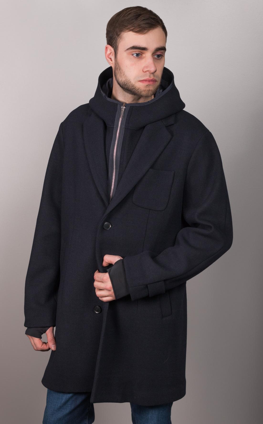 Мужские пальто EMPORIO ARMANI со скидкой